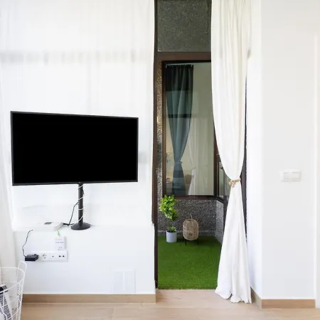 Апартаменты Home2book Stylish & Luminous Cruz Center *