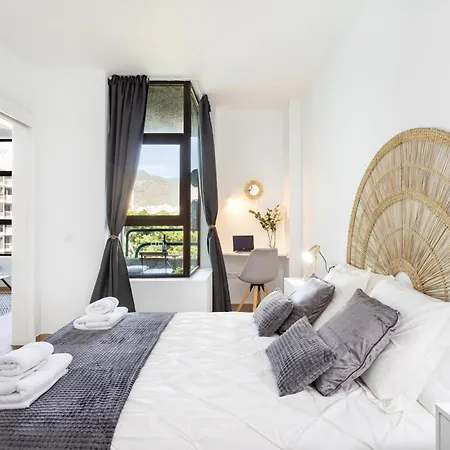 Home2book Stylish & Luminous Cruz Center * Санта-Крус-де-Тенерифе
